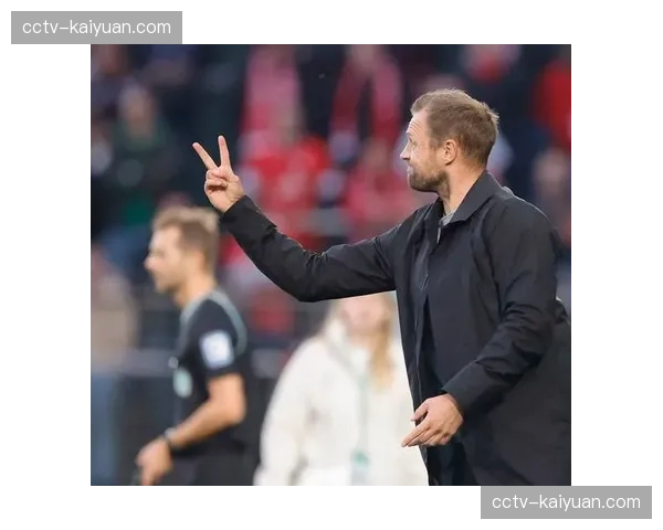 通讯:从濒临降级到欧战席位,美因茨主帅斯文松的赛季逆袭之路